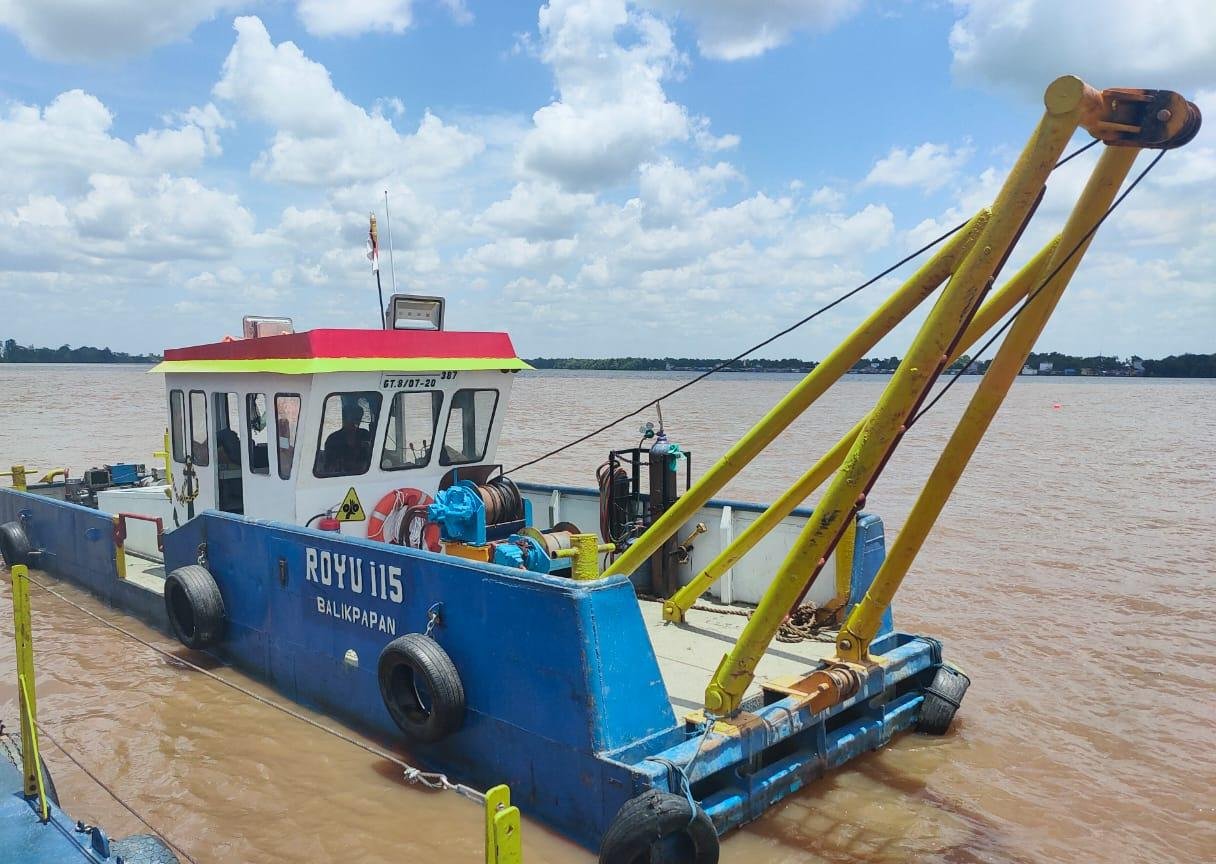 Kapal pendukung Royu 115